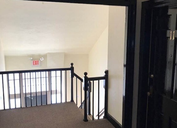 1 bed, 1 bath, 500 sqft, $1,800, Unit 11