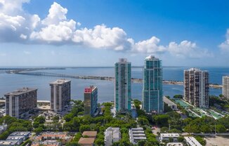 2100 BRICKELL AVE