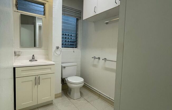 1 bed, 1 bath, $1,400, Unit 3