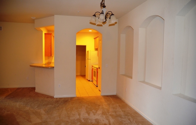 Cute 3/2 Condo in Flora Ridge of Kissimmee (Gated)