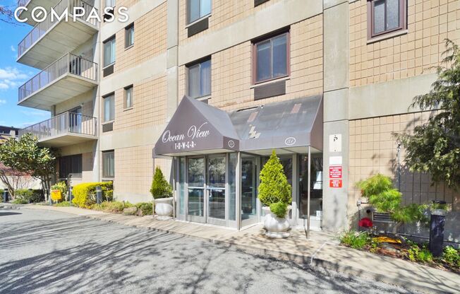 31 HYLAN BLVD