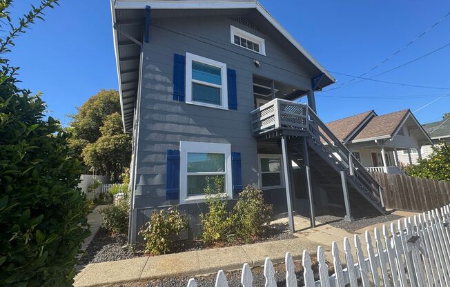 3 bedroom | 1 bathroom | Oak Park Duplex