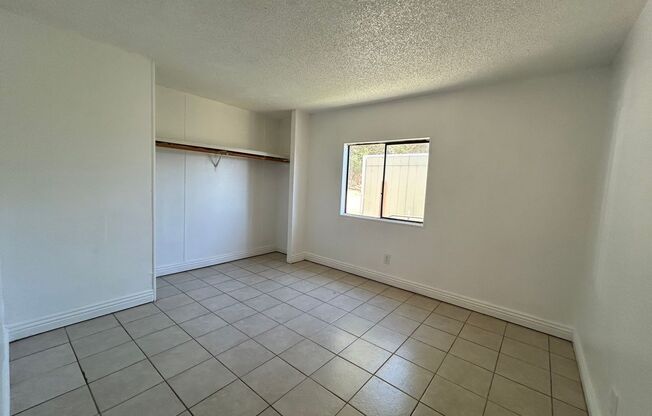 3 beds, 2 baths, $1,900