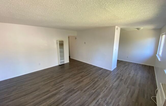 2465 Almandor Circle