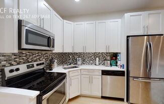 1305 LOCUST ST
