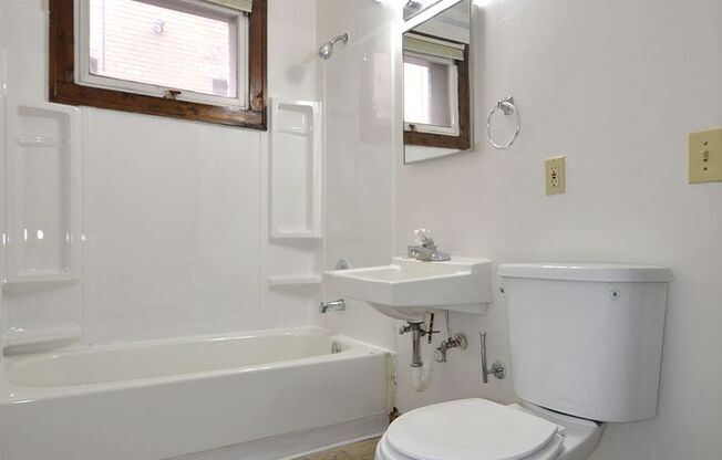 1 bed, 1 bath, 410 sqft, $905, Unit 15 - 05