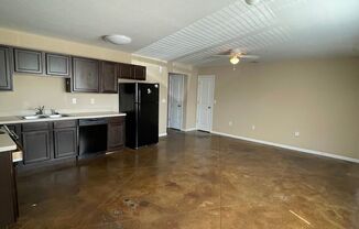 2 beds, 1 bath, 1,000 sqft, $1,000, Unit Unit D