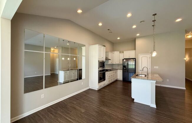 3-Bedroom Home in University!