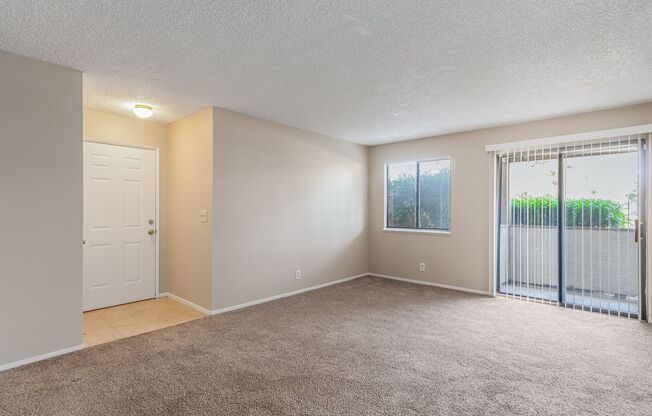 2 beds, 2 baths, $1,075, Unit # 2