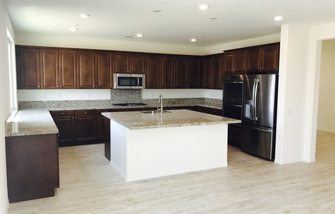 Upgraded Brand new 5 bed home in RiverBend community with spectacular view, Eastvale schools