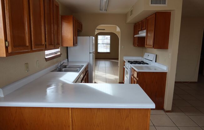 1137 West Bend Lane