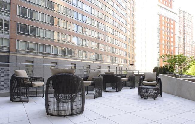 3 beds, 4 baths, 1,983 sqft, $19,500, Unit 4H
