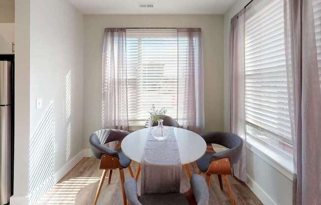 Breakfast Nook at Echo Park at Perry Crossing Apartments, Indiana, 46168