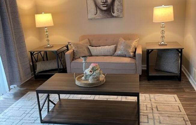 2 beds, 1 bath, 850 sqft, $1,169, Unit E08