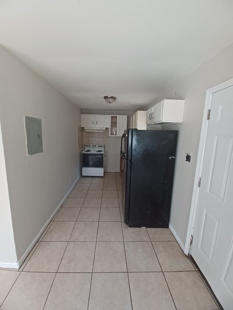 2727 DEEB DR
