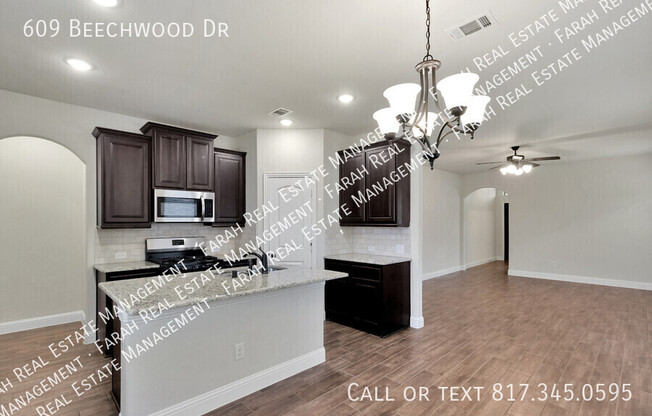 609 BEECHWOOD DR