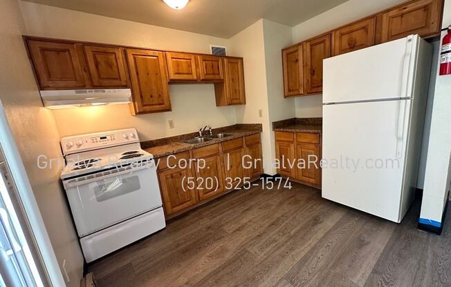 2 beds, 1 bath, 800 sqft, $895, Unit 3815