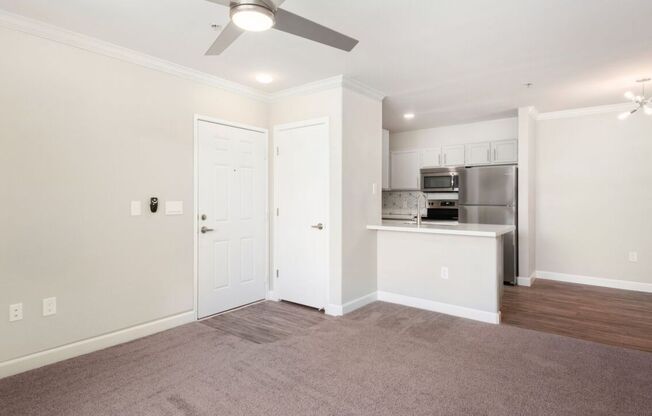 2 beds, 2 baths, 972 sqft, $1,599, Unit 320