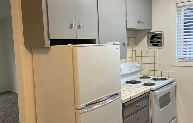 1 bed, 1 bath, 700 sqft, $995, Unit 1620-11