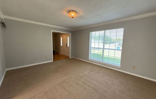 Spacious home in the heart of Grapevine