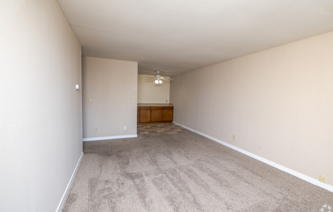 1 bed, 1 bath, 625 sqft, $1,005, Unit 210