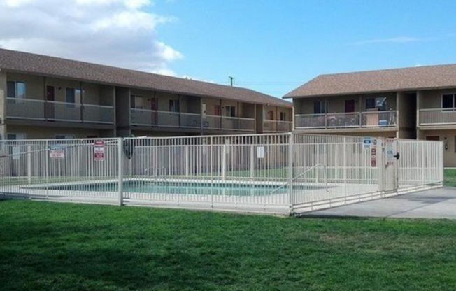 2 beds, 1 bath, 790 sqft, $1,495, Unit 18