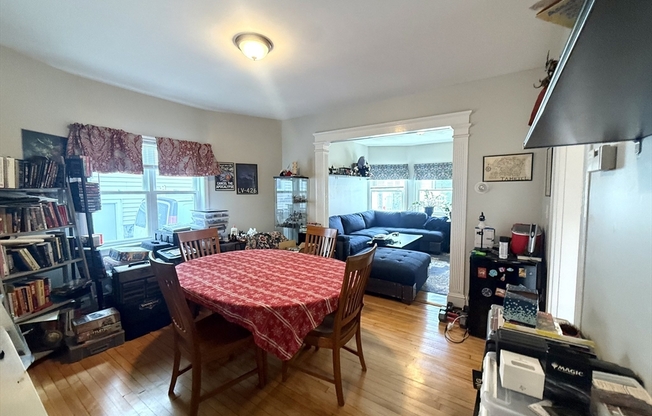 49 CURTIS AVE