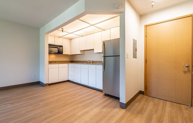 1 bed, 1 bath, 575 sqft, $1,945, Unit 303