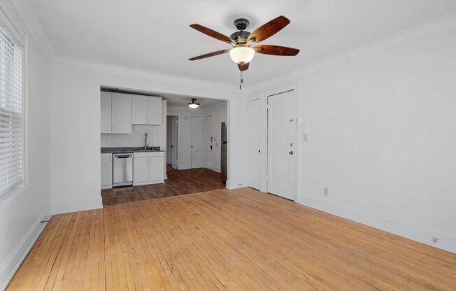 1 bed, 1 bath, 550 sqft, $1,100