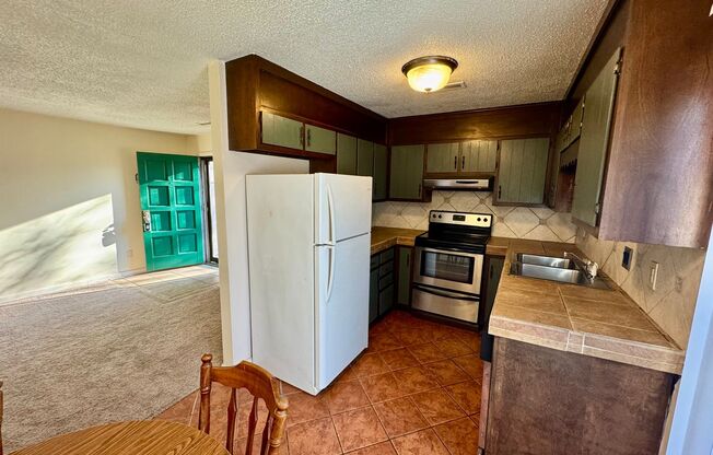 1 bed, 1 bath, $1,000, Unit # 320