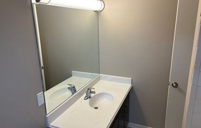 1 bed, 1 bath, 787 sqft, $1,009, Unit 150