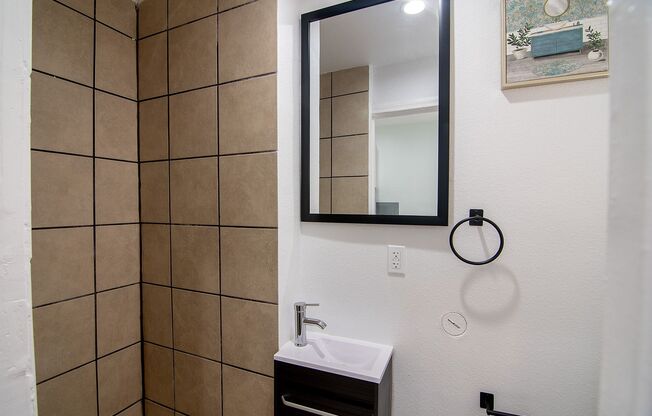 Studio, 1 bath, 141 sqft, $1,095.42, Unit 23