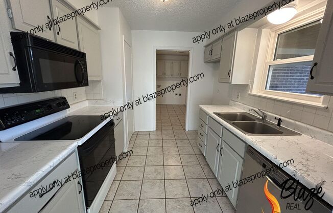 3 beds, 2 baths, $1,450