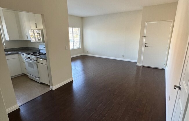 2 beds, 2 baths, 833 sqft, $3,100, Unit 108