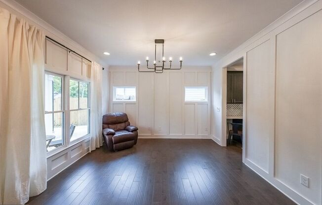 1321 PLZ AVE SW
