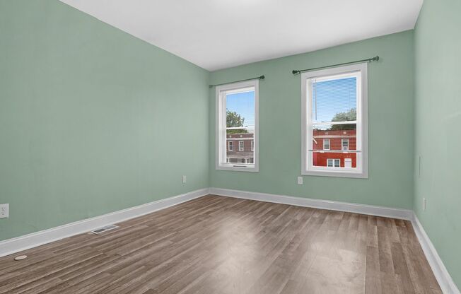 3 bedroom 1.5 bathroom in Central Park Heights - Poor Credit Considered