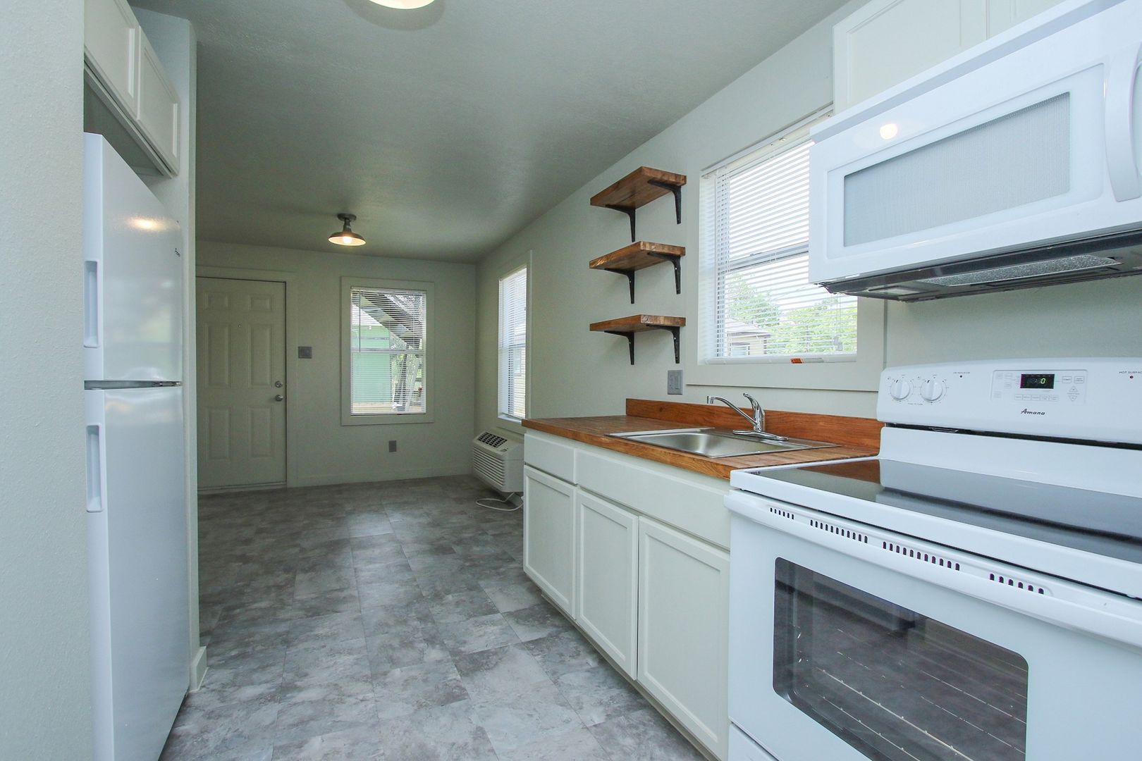 E 32Nd Street 505 1/2