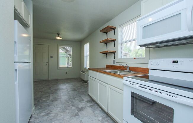 E 32Nd Street 505 1/2