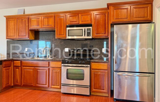 Linda Vista, 7056 Fulton St #14, Gated Complex, City Views, Granite Counters, Wood Floors, 1 Car Garage.