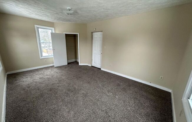 3 beds, 1 bath, $1,700