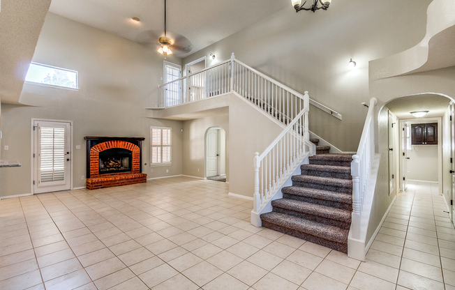 Home For Rent - Vibrant 2-Story Westside Rental Home w/ Refrigerated Air and Jacuzzi!