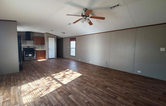 West El Paso 4bed/2bath Refrig A/C Mobile Home!