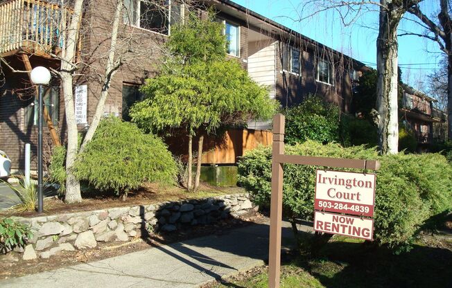 Welcome to Irvington Court Apartments - Mid-century living in the heart of Portland's Irvington neighborhood!