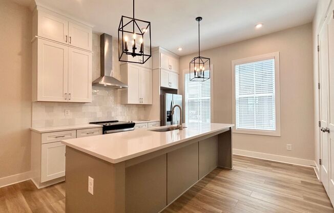 Chastain Park!  New Construction, 2 Bed-2 Bath Townhome, Available NOW!