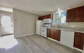 2 beds, 1 bath, 740 sqft, $2,600, Unit 1