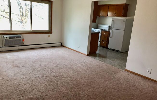 1 bed, 1 bath, 600 sqft, $1,000, Unit 7515-C