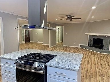3103 COLLIER DR DR NW
