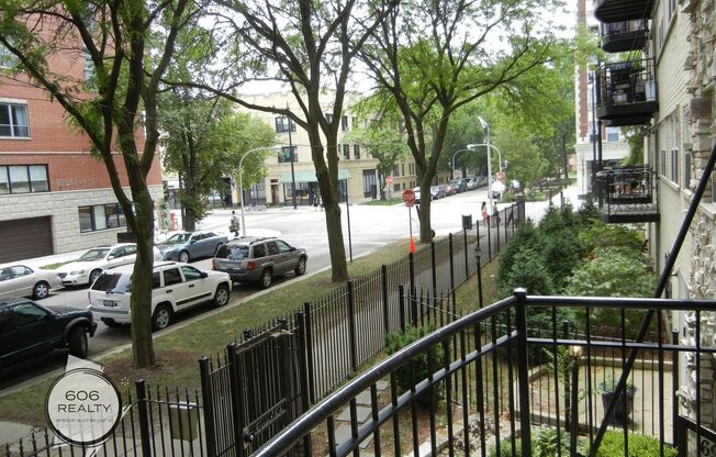 1 bed, 1 bath, $1,700, Unit 205