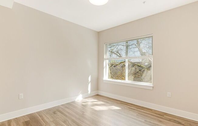 2 beds, 1 bath, 775 sqft, $1,995, Unit 306