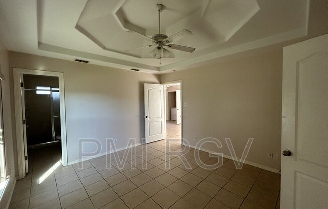 3 beds, 2 baths, $1,050